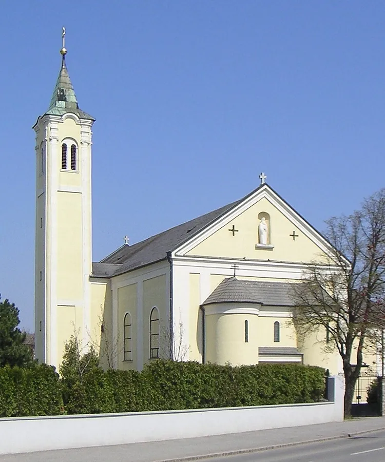 Kirche in Wallern im Burgenland