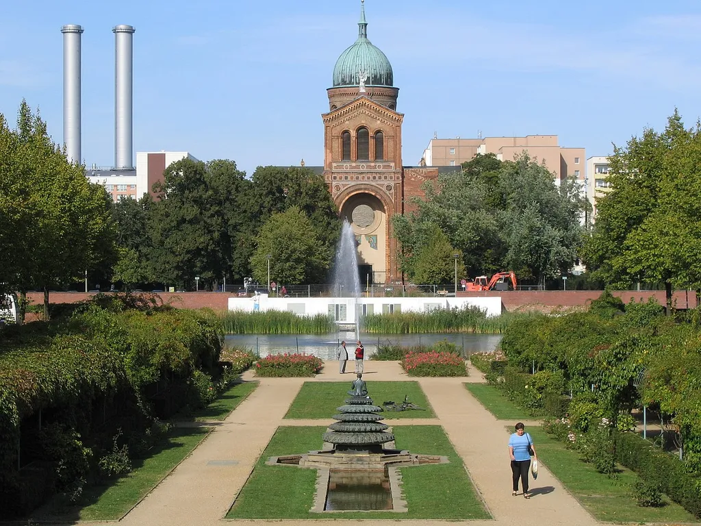 This is a picture of the Berliner Kulturdenkmal (cultural monument) with the ID