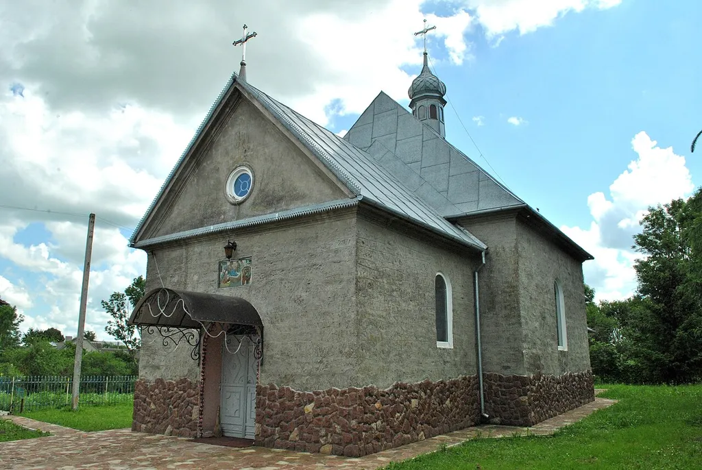 Церква Різдва Пресвятої Богородиці (мурована) в селі Кип'ячка Тернопільського району Тернопільської області.