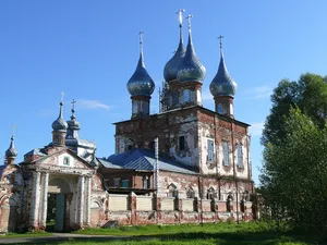 Holy Trinity church, Vasilyevskoe