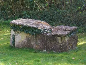 Chest Tomb To Thomas Heale Junior, In Churchyard 14 Metres South Of South Chapel, Church Of St Michael