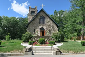 Saint James Roman Catholic Church
