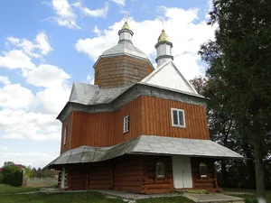 Church of the Resurrection, Lypivka