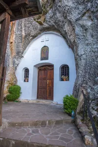 Cave Church St. Peter and Paul, Rsovci