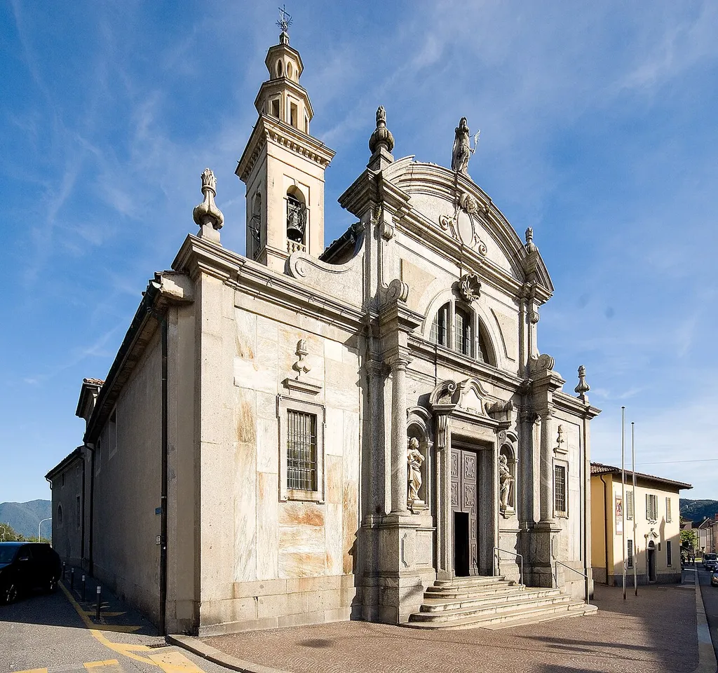Complesso della collegiata di S. Vittore a Balerna, facciata