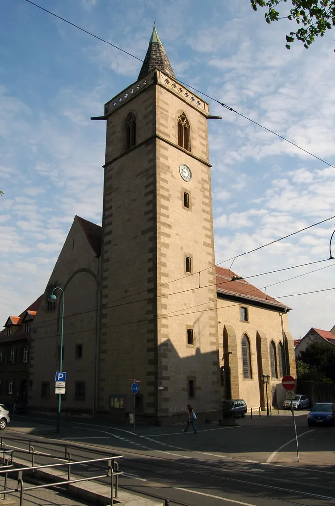 Andreaskirche (errichtet Anfang des 13. Jahrhunderts) an der Ecke Andreasstraße/Webergasse in Erfurt