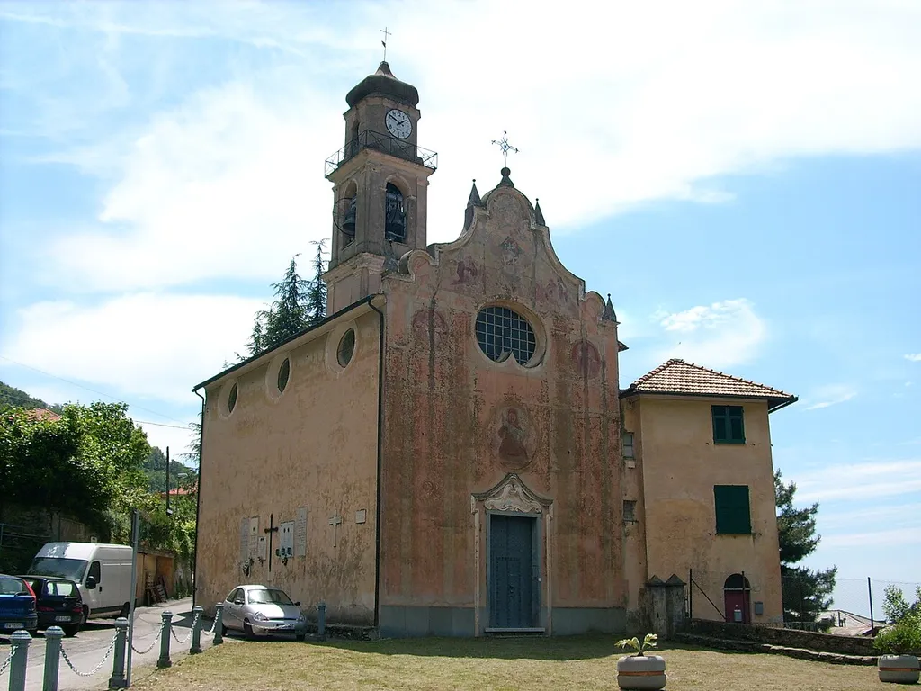 Chiesa di San Pietro Apostolo di Capreno (Sori), Liguria, Italia.