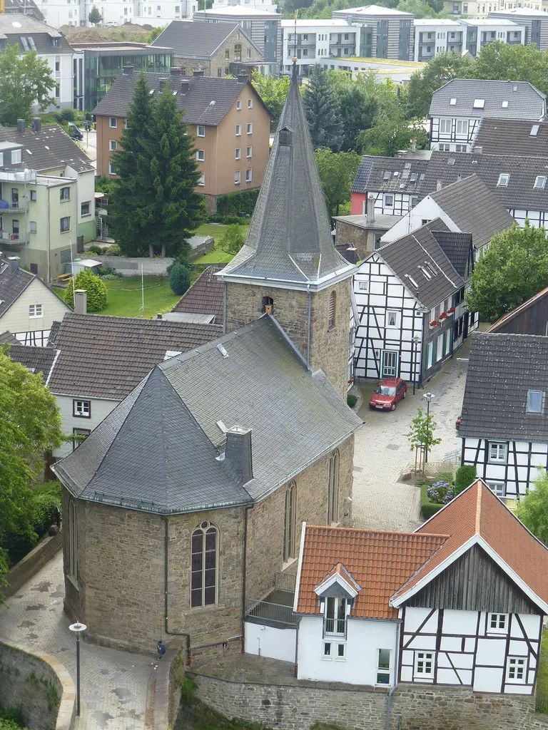 Blick von der Burg Blankenstein zur evangelischen Kirche Blankenstein, Hattingen