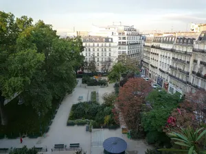 square Montholon