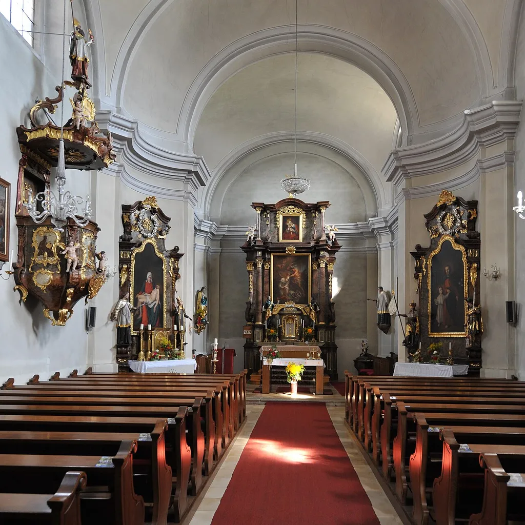 The making of this work was supported by Wikimedia Austria. For other files made with the support of Wikimedia Austria, please see the category Supported by Wikimedia Österreich. Kath. Pfarrkirche hl. Blasius und Kirchhof This media shows the protected monument with ObjektID 31485 in Austria. (Commons, de, Wikidata)