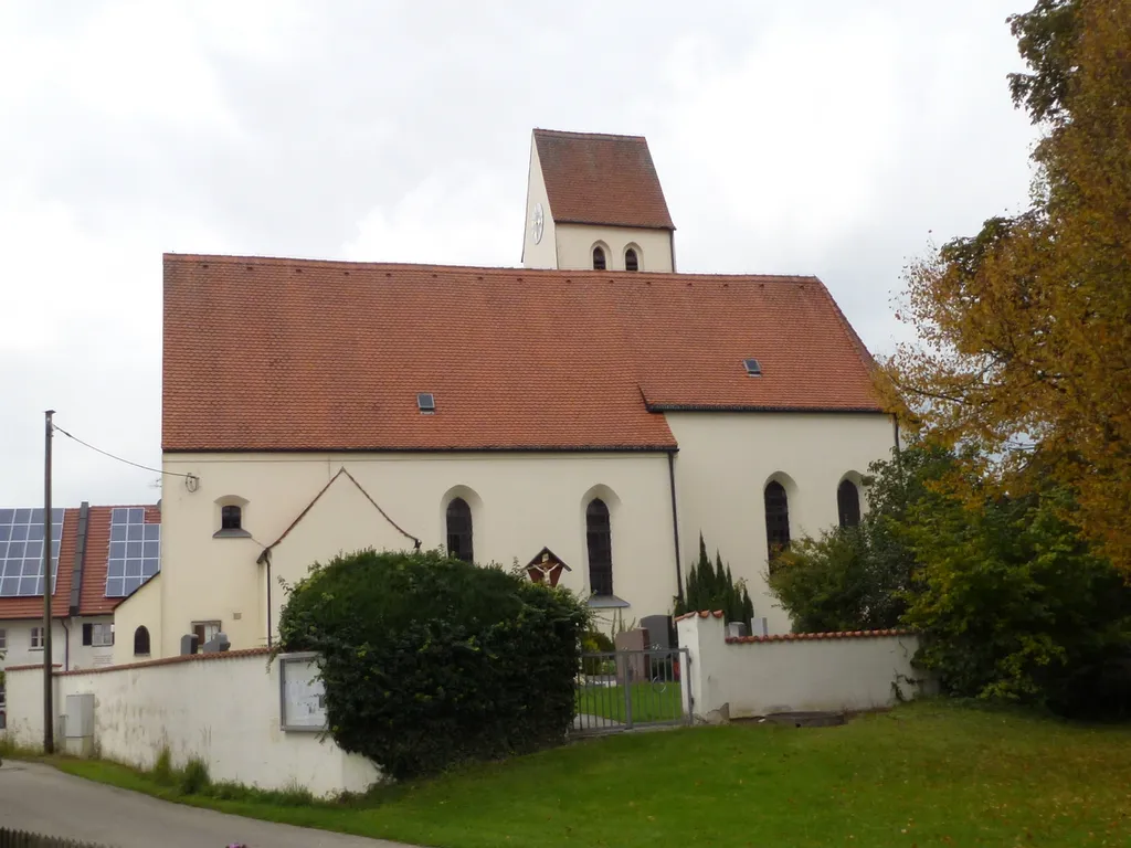 Kath. Filialkirche St. Peter &amp; Paul, Ansicht von Süden
