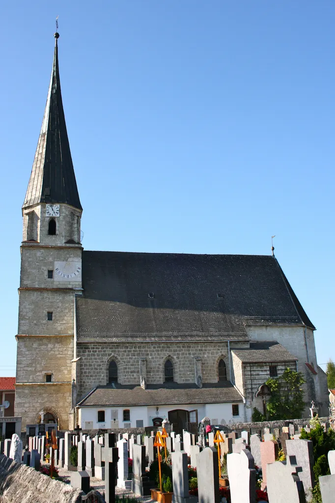 Kath. Pfarrkirche hl. Johannes der Täufer in Schwand im Innkreis.