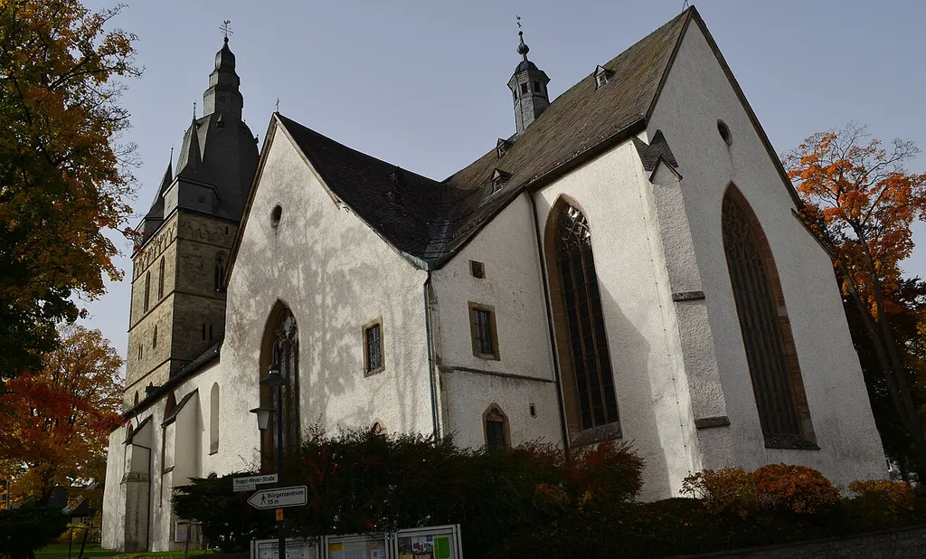 Brilon, Propsteikirche von der Derkeren Straße aus 1