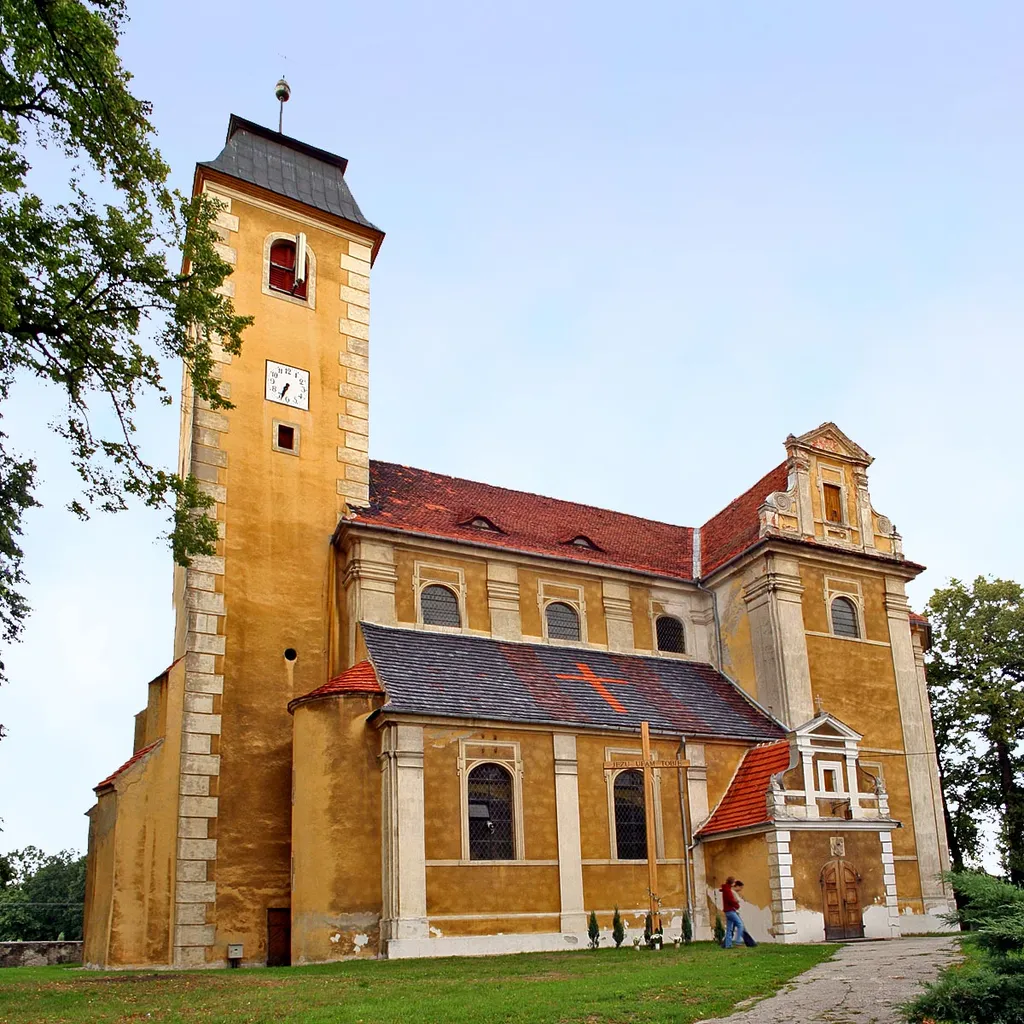 Brzeznica - kosciol barokowy z XVIII w.
