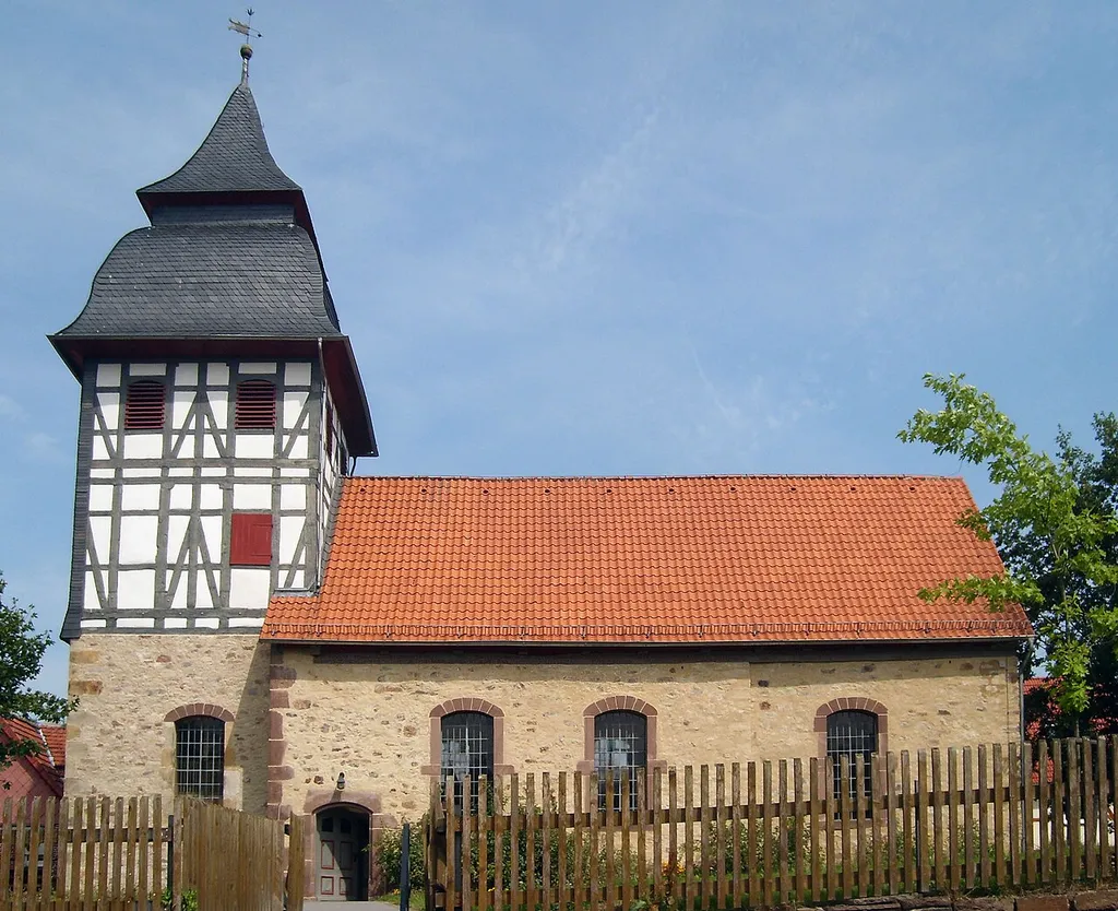 Vernawahlshausen. St. Margarethen-Kirche. Eine offene Kirche. Fürwahr. Besser isses. :o)