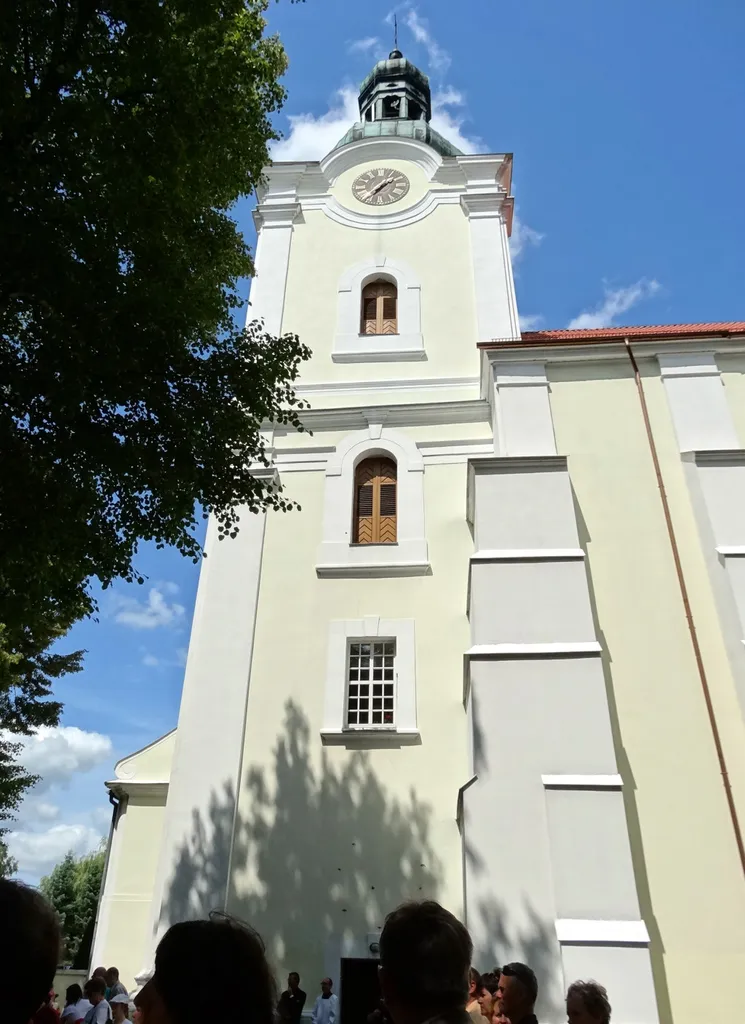 Markowice - zespół klasztorny karmelitów trzewiczkowych: kościół p.w. Nawiedzenia NMP, k. XVII-XVIII; klasztor, 1767, 1923