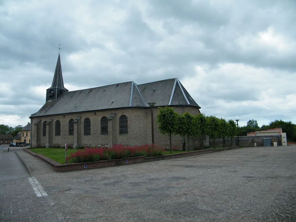 église Saint-Pierre de Ponthoile.