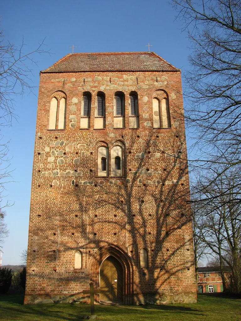 Dorfkirche Hohen Mistorf Westansicht Winter