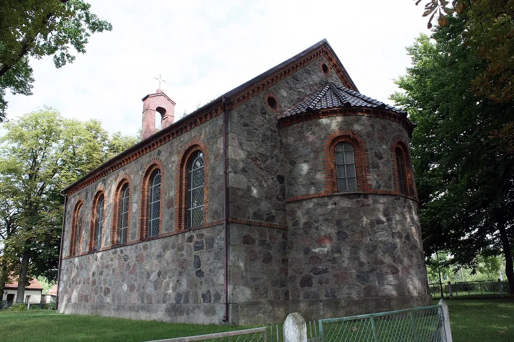 Kosobudy - dawny kościół ewangelicki, obecnie rzymskokatolicki filialny p.w. św. Józefa Oblubieńca Najświętszej Maryi Panny, 1891