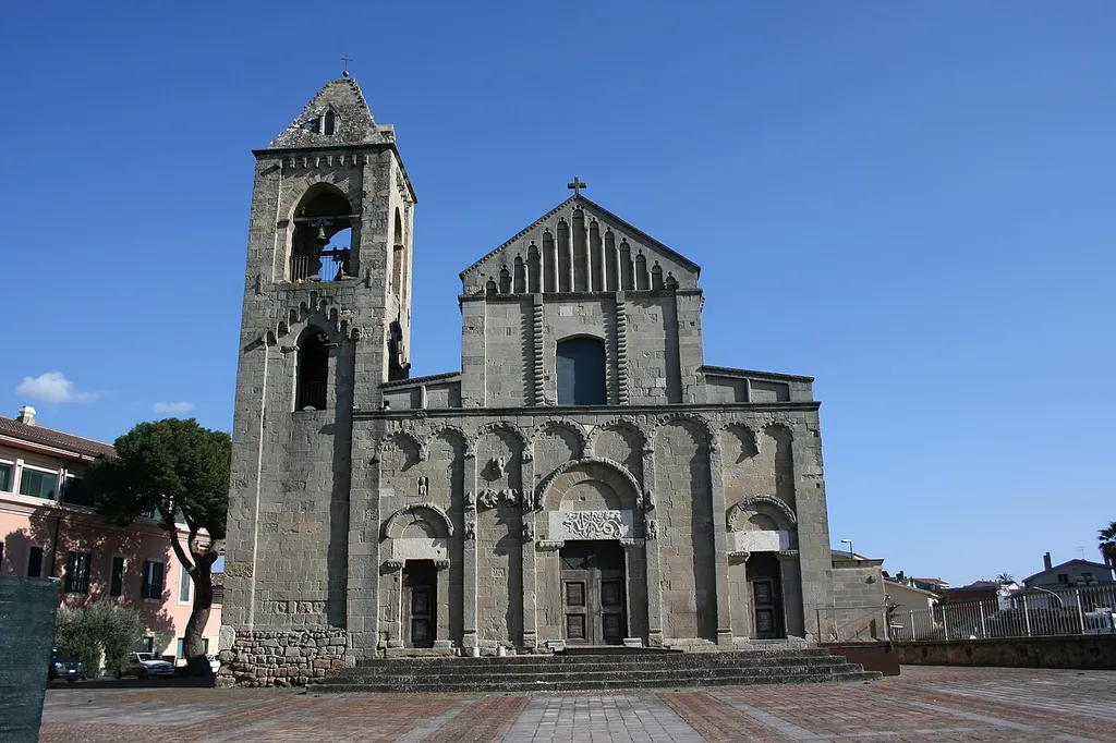 San Pantaleo, Dolianova Main Prospect