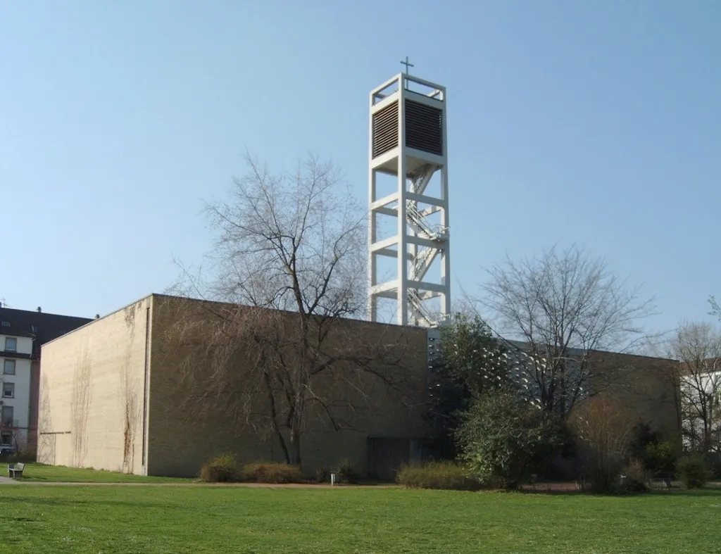Paul-Gerhardt-Kirche in Mannheim