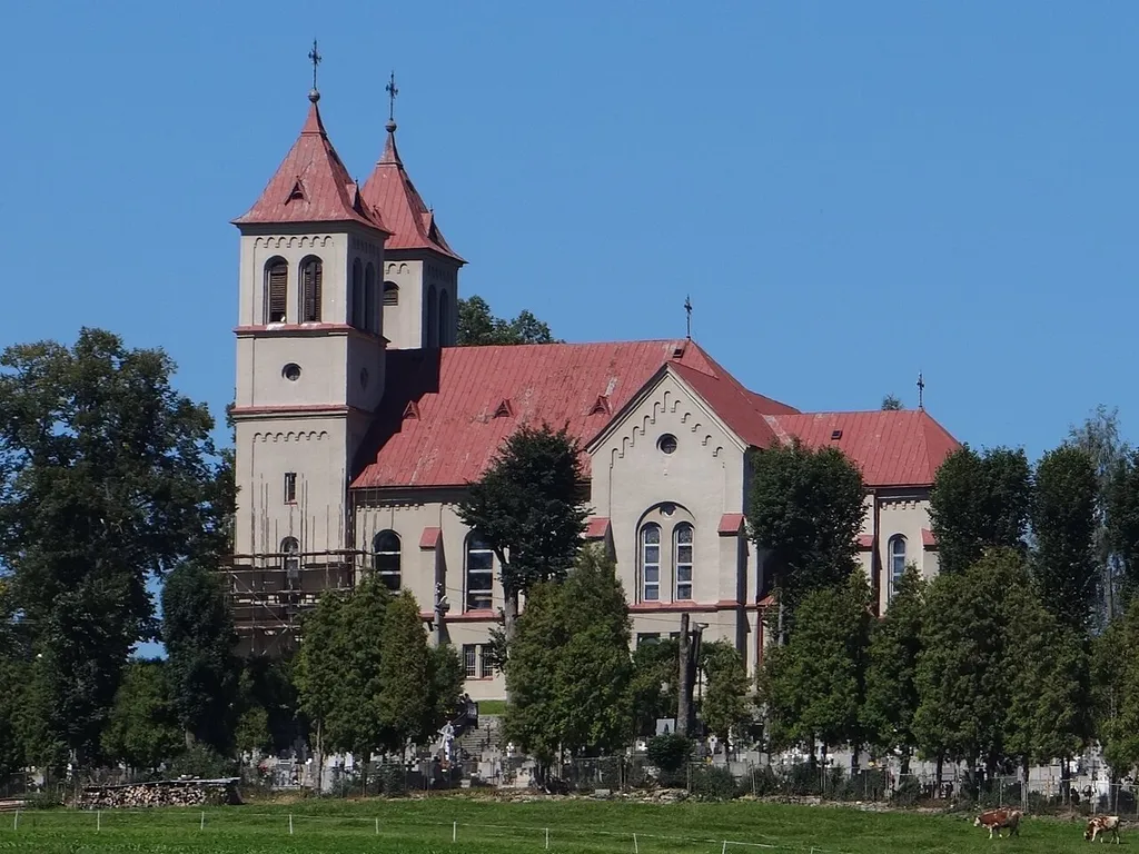 Zakamienny Klin, kościół