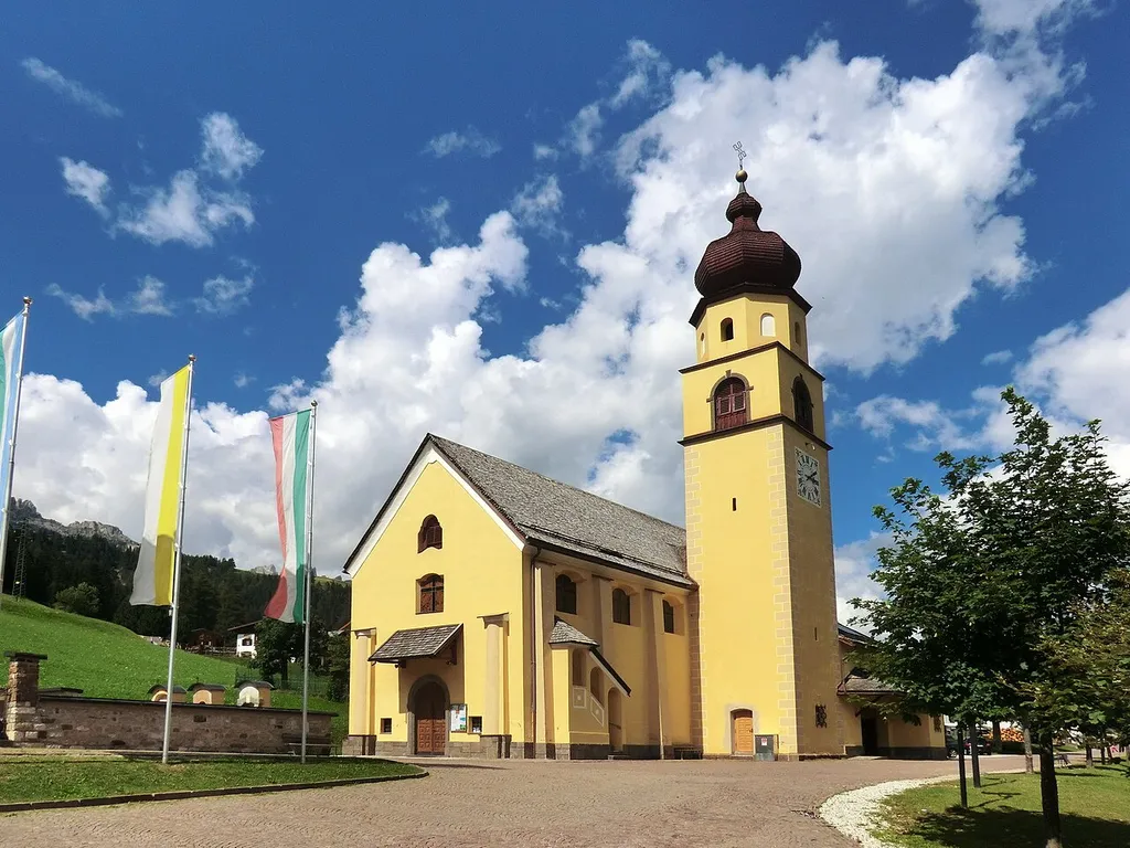 Saints Peter and Paul church Native name chiesa dei Santi Pietro e Paolo Apostoli Location Soraga di Fassa , Italy Coordinates 46° 23′ 40.6″ N, 11° 39′ 56″ E Established 1962 Authority file : Q59736657 institution QS:P195,Q59736657