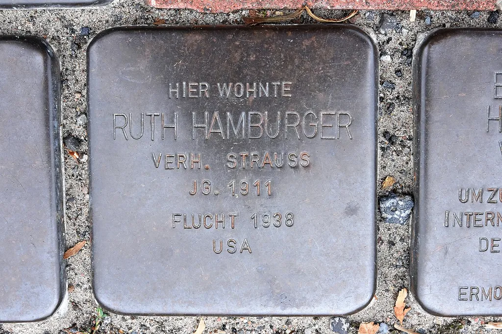 Schorfteichstraße 1, Fürstenau; Stolperstein für Ruth Hamburger