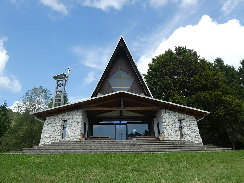 Cibara (Pove del Grappa, Veneto, Italy), Madonna Assunta church