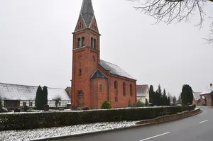 Dorfkirche Hohenhenningen