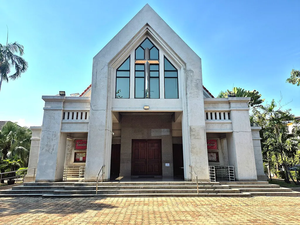 Tampak Depan Gereja St Michael Bangkok pada tahun 2026