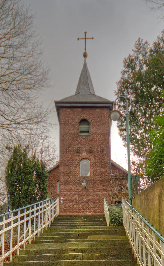 Evangelist church „On the Blue Hill“ in Leverkusen-Schlebusch