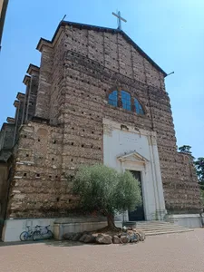 San Pietro Apostolo Church