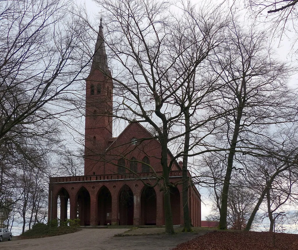 Heringsdorf, Kirche im Walde, Westseite