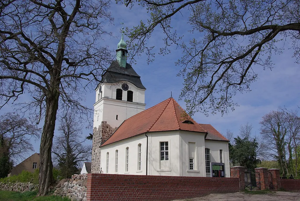 Groß Kreutz Ortsteil Jerserig in Brandenburg. Die Kirche stamm aus dem 14. Jahrhundert und steth unter Denkmalschutz.