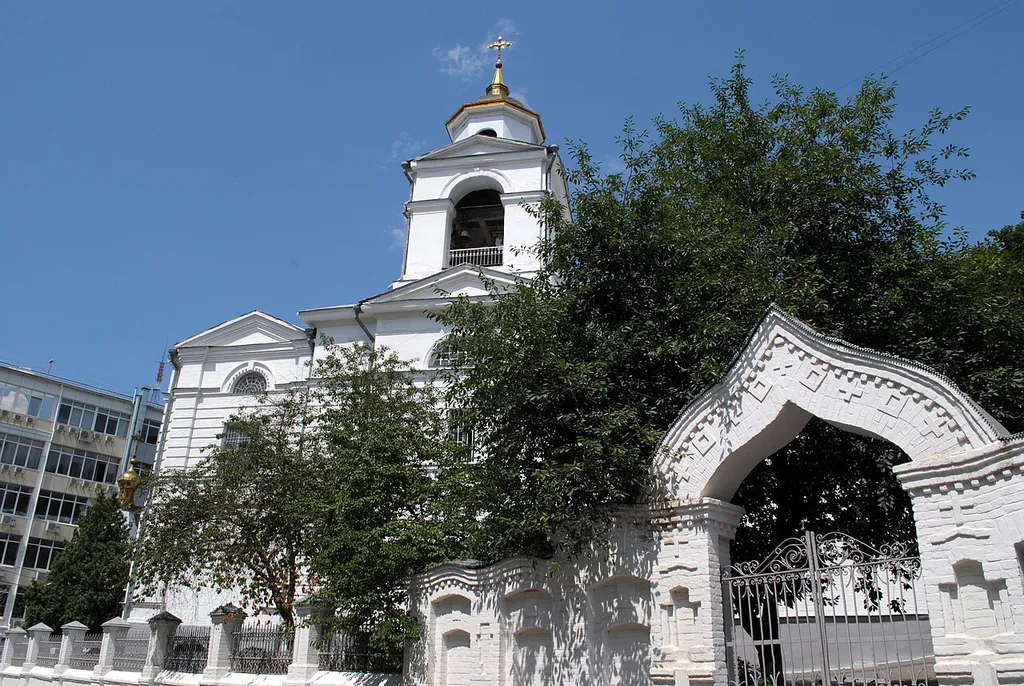 Огорожа, Київ, Воздвиженська вул., 1/15