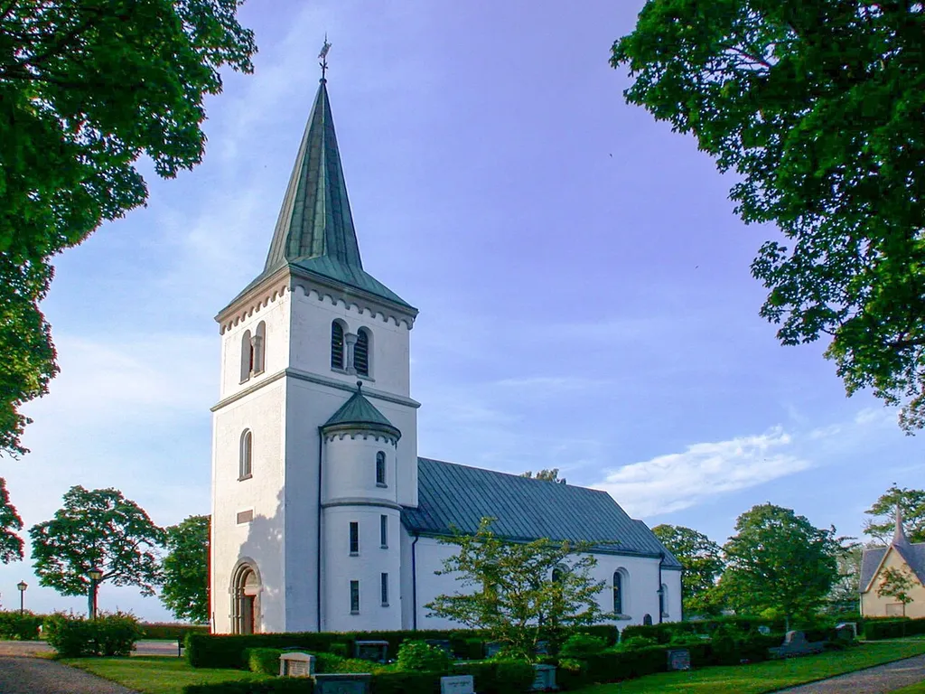 Fornåsa Church