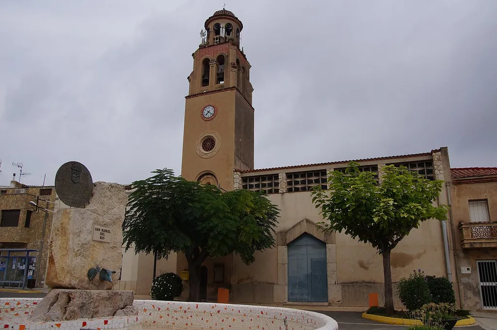 Església parroquial de Sant Rafel (Sant Rafel del Riu)