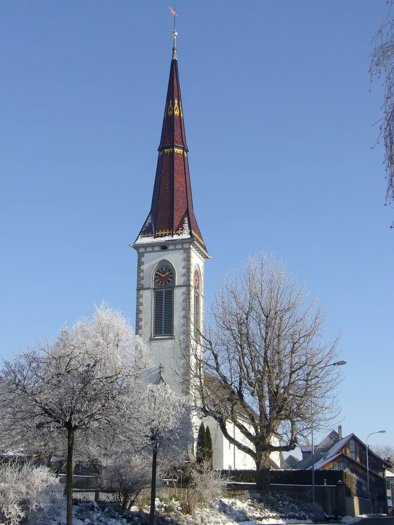 Kirche und Wohnhäuser an der Hauptstraße zu Stettfurt.