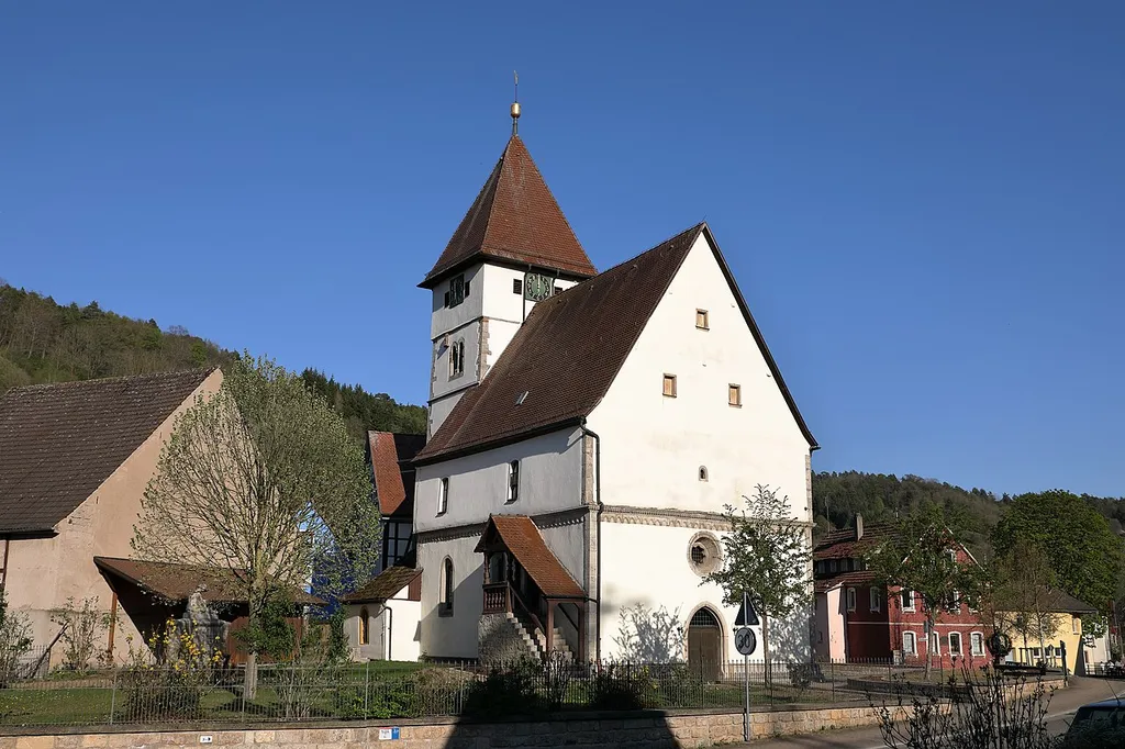 Die denkmalgeschützte Evangelische Pfarrkirche im Creglinger Ortsteil Münster.