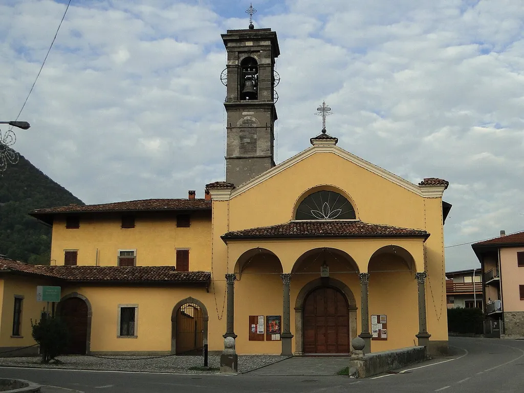 Desenzano al Serio, fraz. di Albino (BG), parrocchia san Pietro