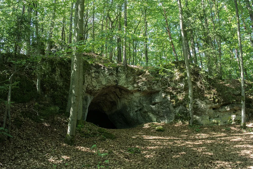 Höhlenportal