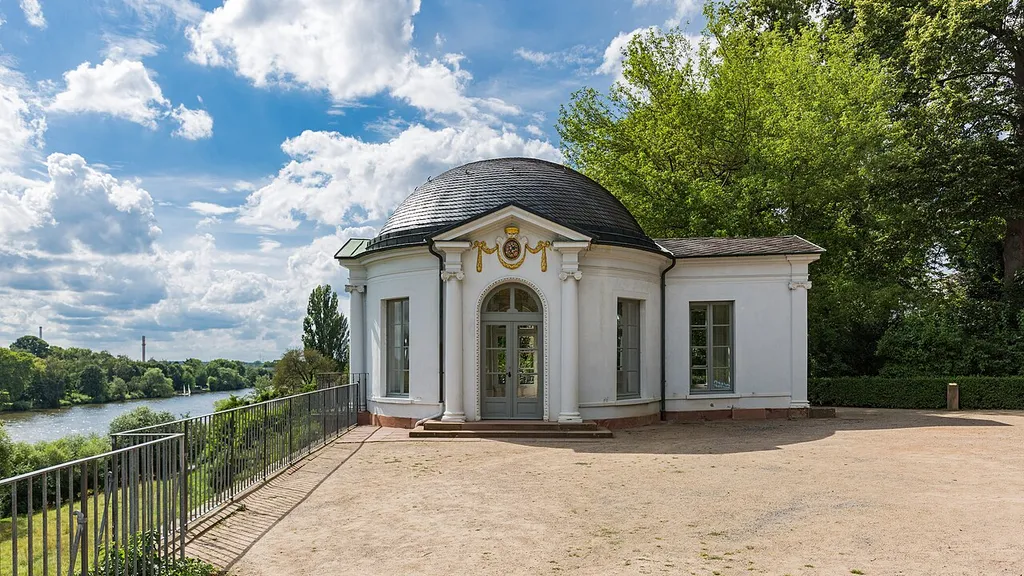 Breakfast temple in the Schlossgarten