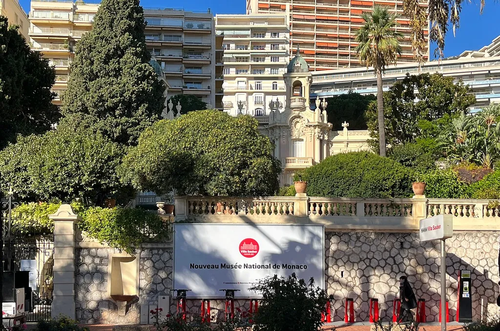Nouveau musée national de Monaco (novembre 2021) et station MonaBike.