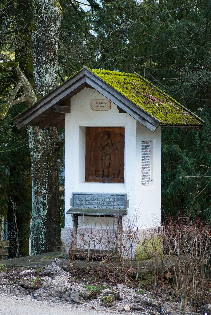 This media shows the remarkable cultural object in the Austrian state of Tyrol listed by the Tyrolean Art Cadastre with the ID 13942. (on tirisMaps, pdf, Fotoarchiv Tiroler Kunstkataster, more images on Commons, Wikidata)
