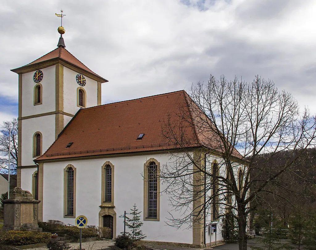 Evang.-luth. Pfarrkirche, Dreieinigkeitskirche in Streitberg