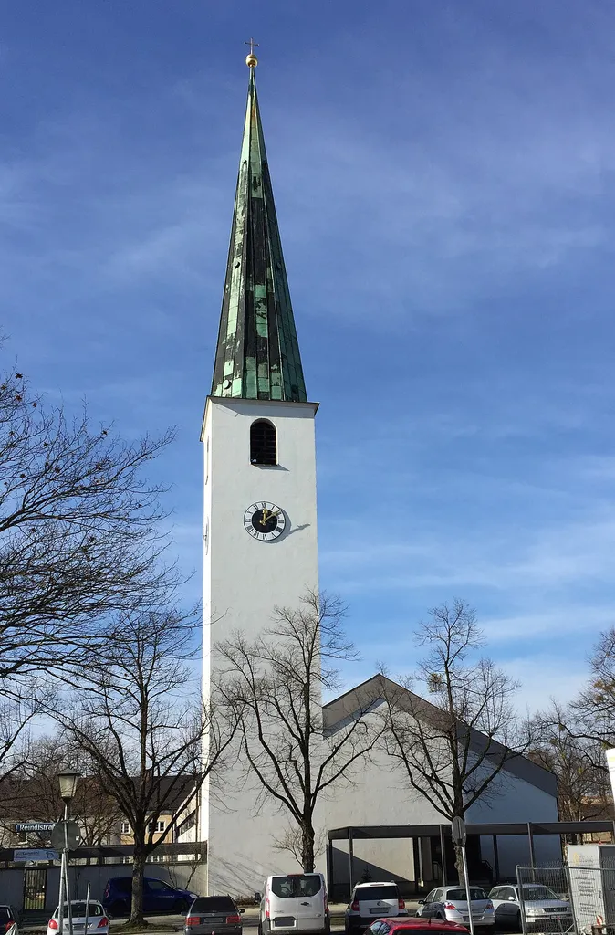 Kirche Kirche Namen Jesu, Saherrstr. 17, München