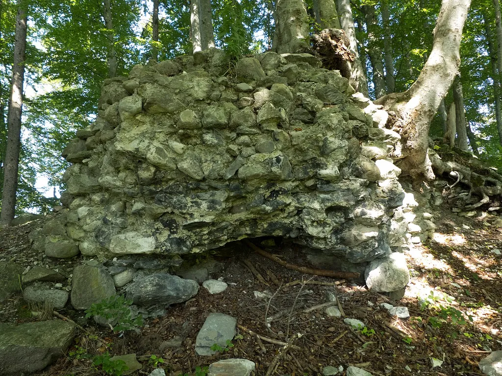 Burgruine Gurzelen