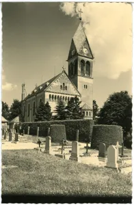Evangelische Pfarrkirche und Friedhof Bretnig (Sachgesamtheit) Kirchstraße 9 (neben)