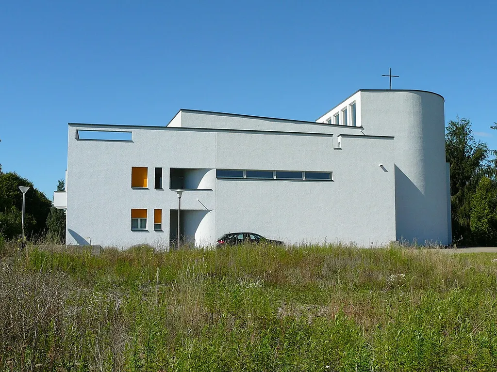 Römisch-katholische Pfarrkirche St. Petrus Rümlang, Ansicht von Südosten